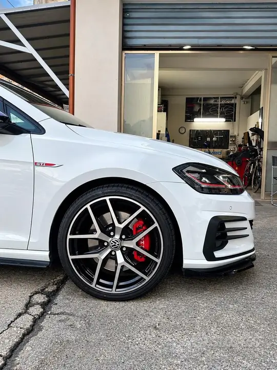 Volkswagen Golf 2018 photo 3