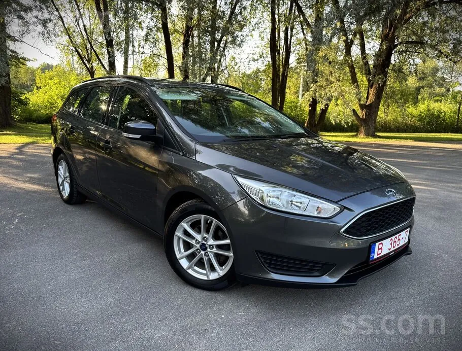 Ford Focus Wagon 2015 photo 4
