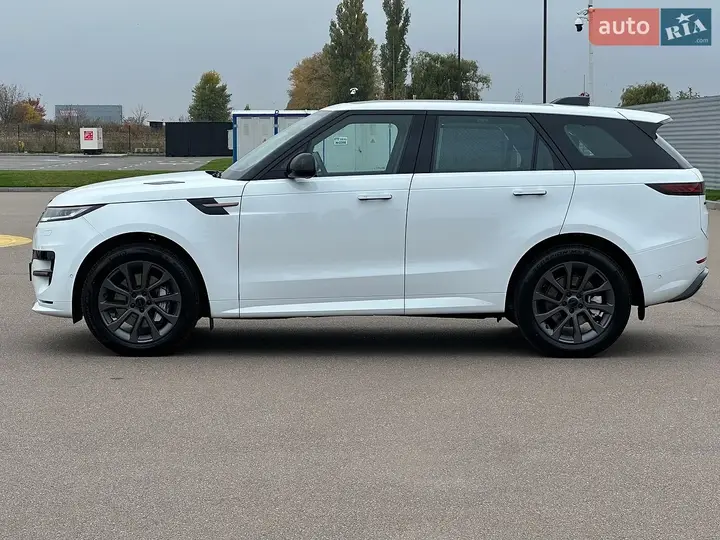 Land Rover Range Rover Sport 2026 photo 4