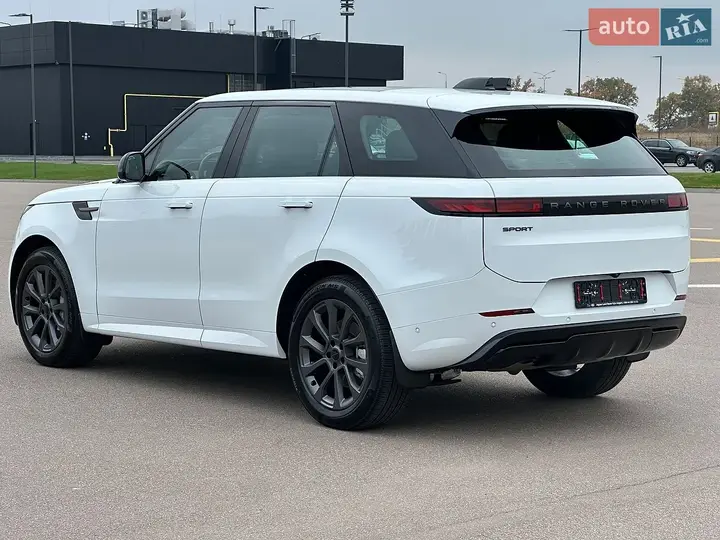 Land Rover Range Rover Sport 2026 photo 5