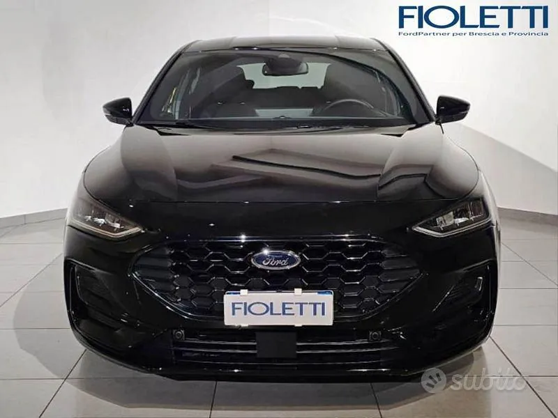 Ford Focus 2025 photo 3