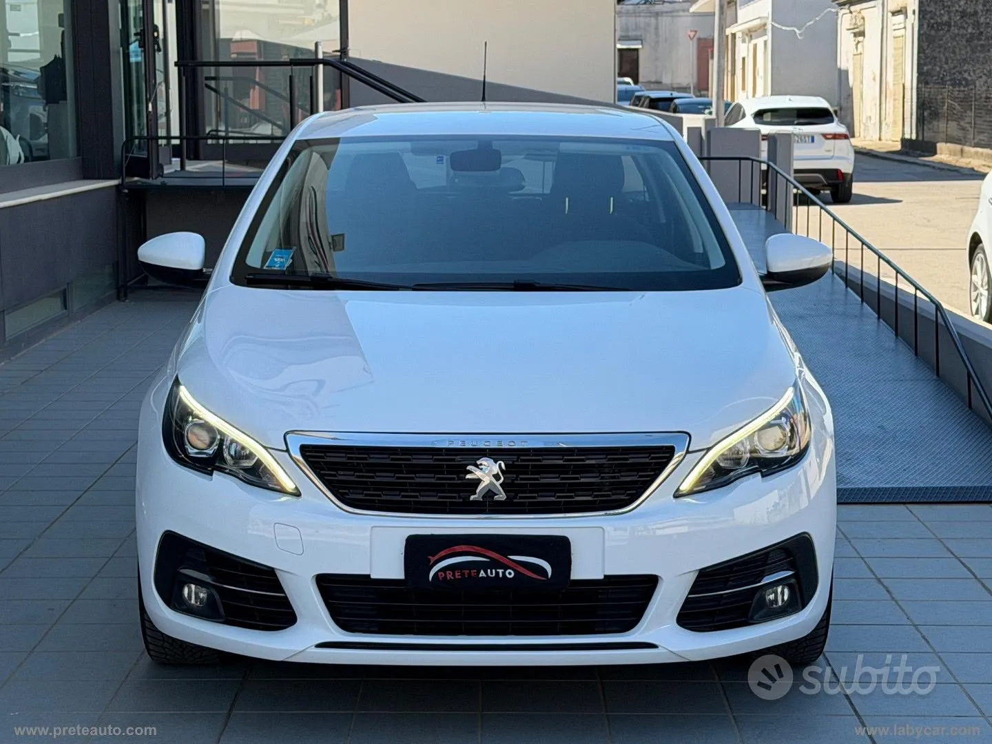 Peugeot 308 2019 photo 2