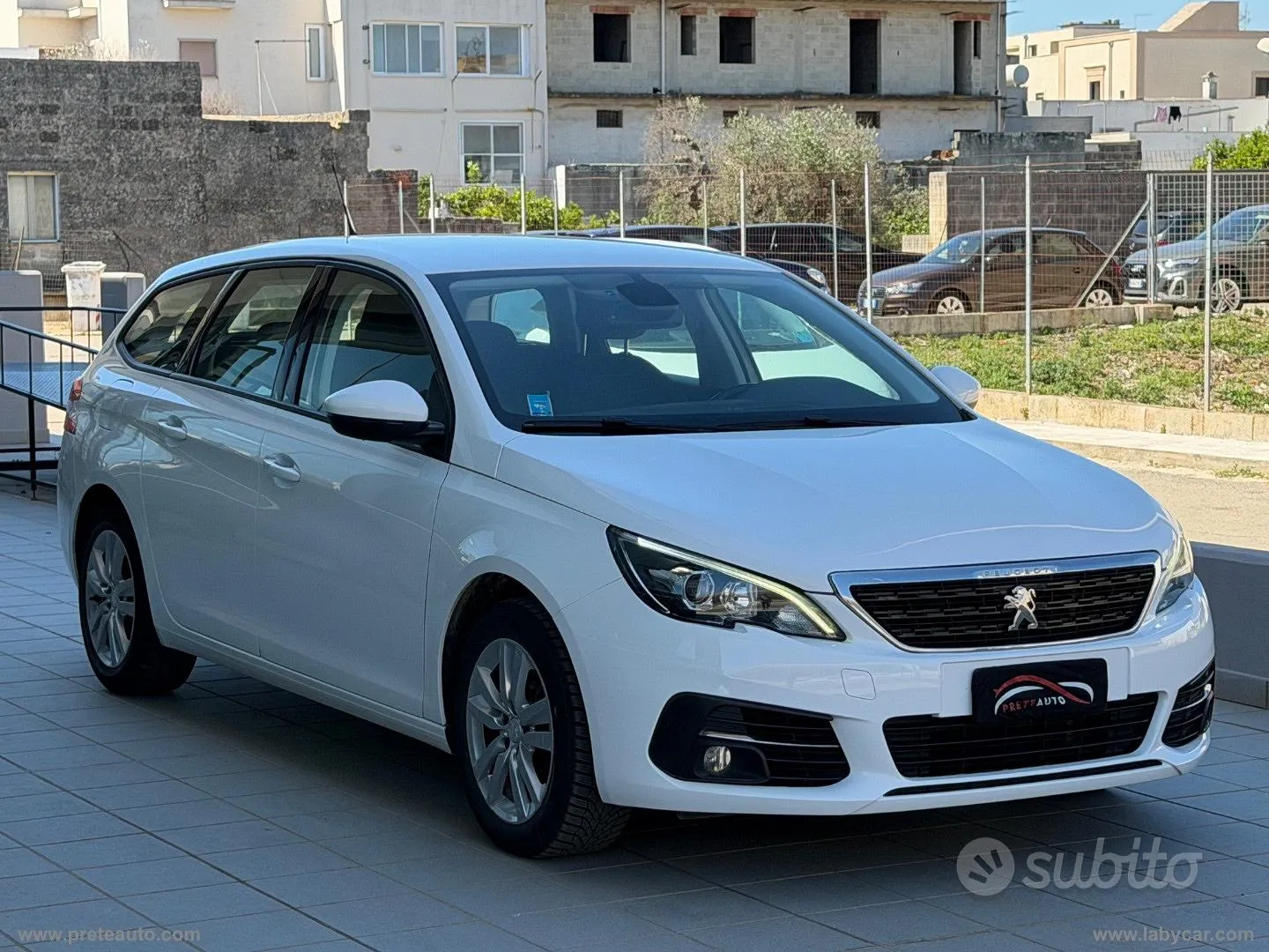 Peugeot 308 2019 photo 3