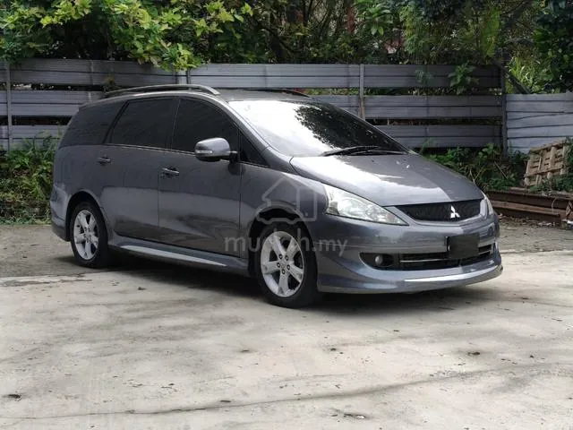 Mitsubishi Grandis