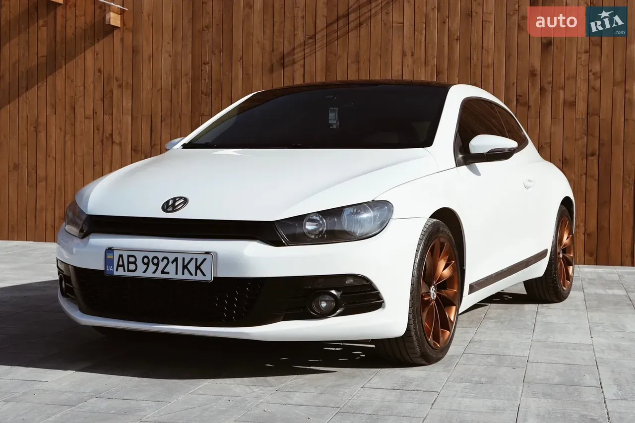 Volkswagen Scirocco 2010 photo 2