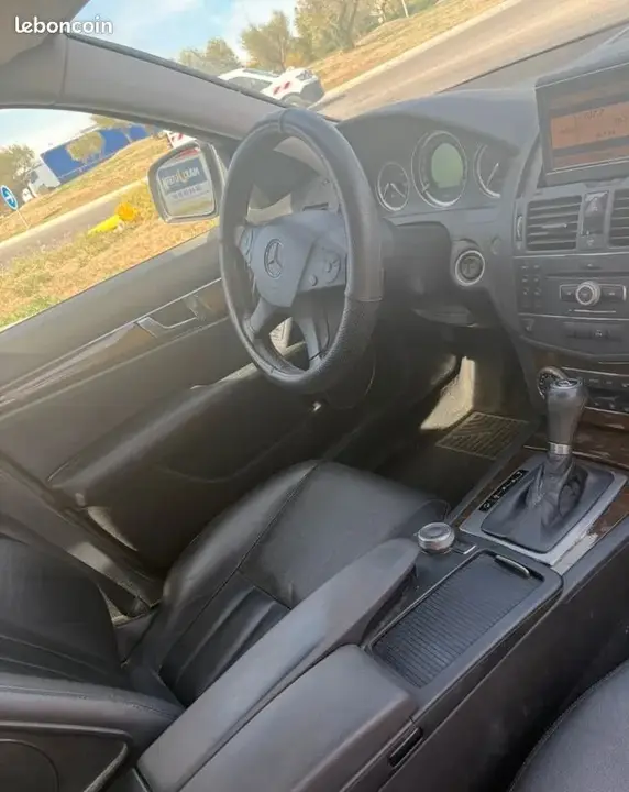 Mercedes-Benz C-Class 2007 photo 3