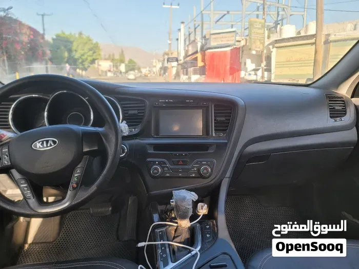 Kia K5 2011 photo 2