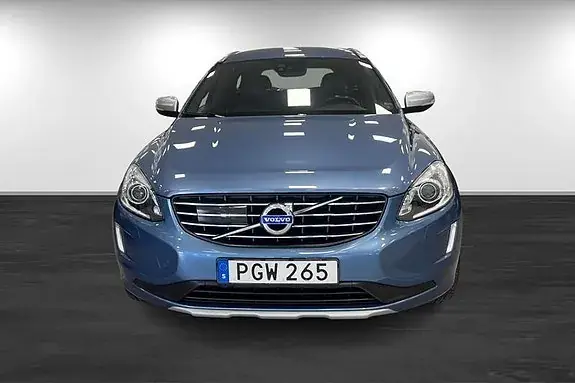 Volvo Xc60 2017 photo 2