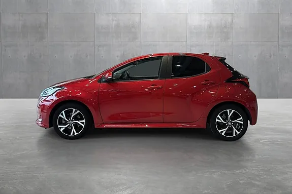 Toyota Yaris 2024 photo 2
