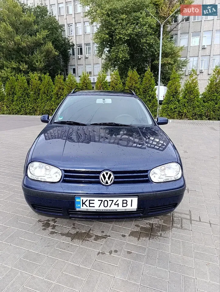 Volkswagen Golf 2002 photo 3