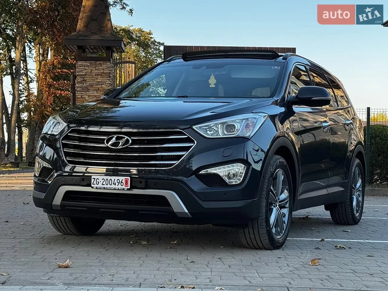 Hyundai Grand Santa Fe 2015 photo 2