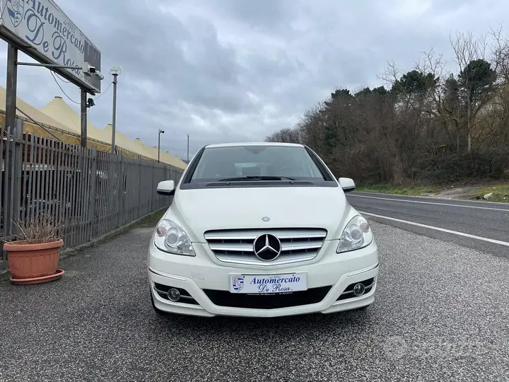 Mercedes-Benz B 200 Cdi