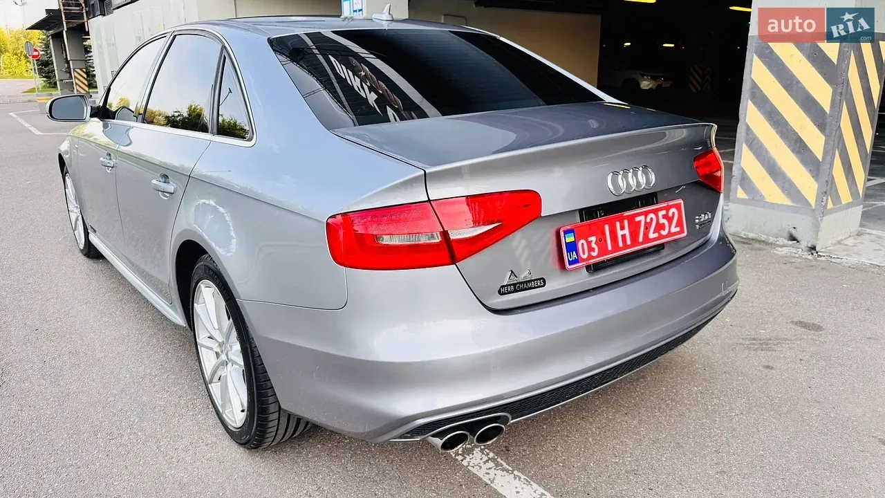 Audi A4 2015 photo 4