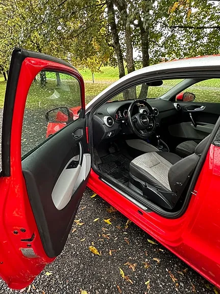 Audi A1 2011 photo 3