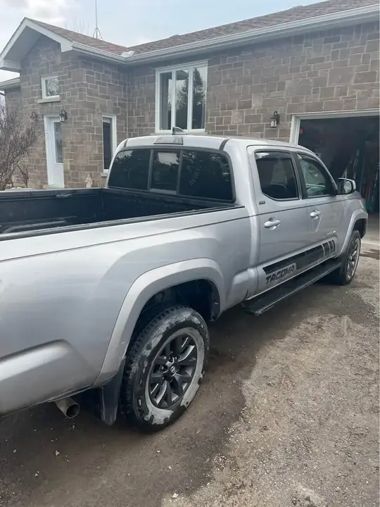Toyota Tacoma 2021 photo 3