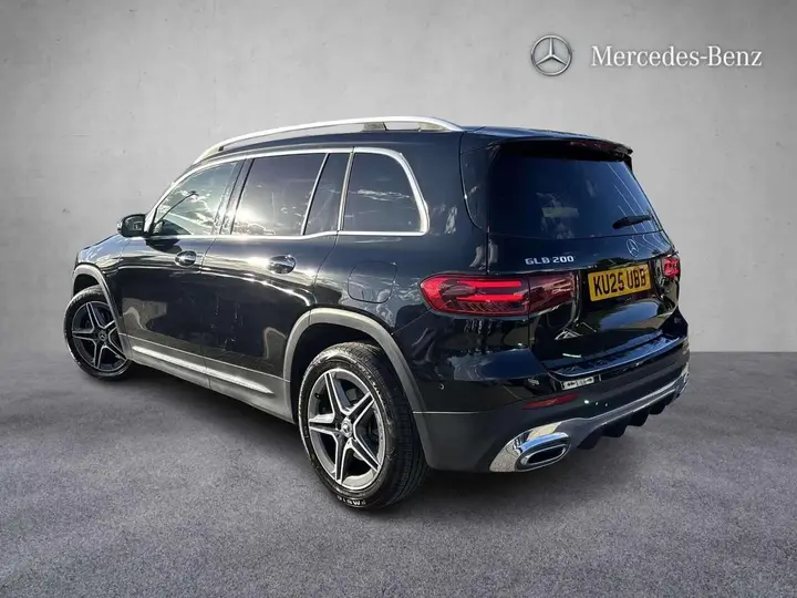 Mercedes-Benz Glb 2025 photo 2