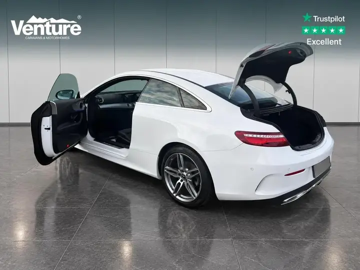Mercedes-Benz E-Class 2017 photo 2