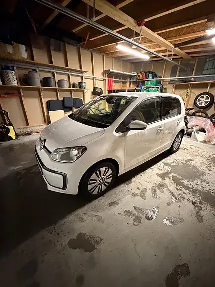 Volkswagen E-Up! 2022 photo 3