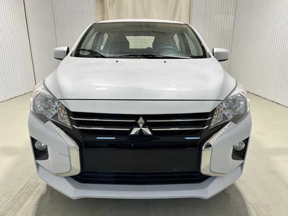 Mitsubishi Mirage 2023 photo 3