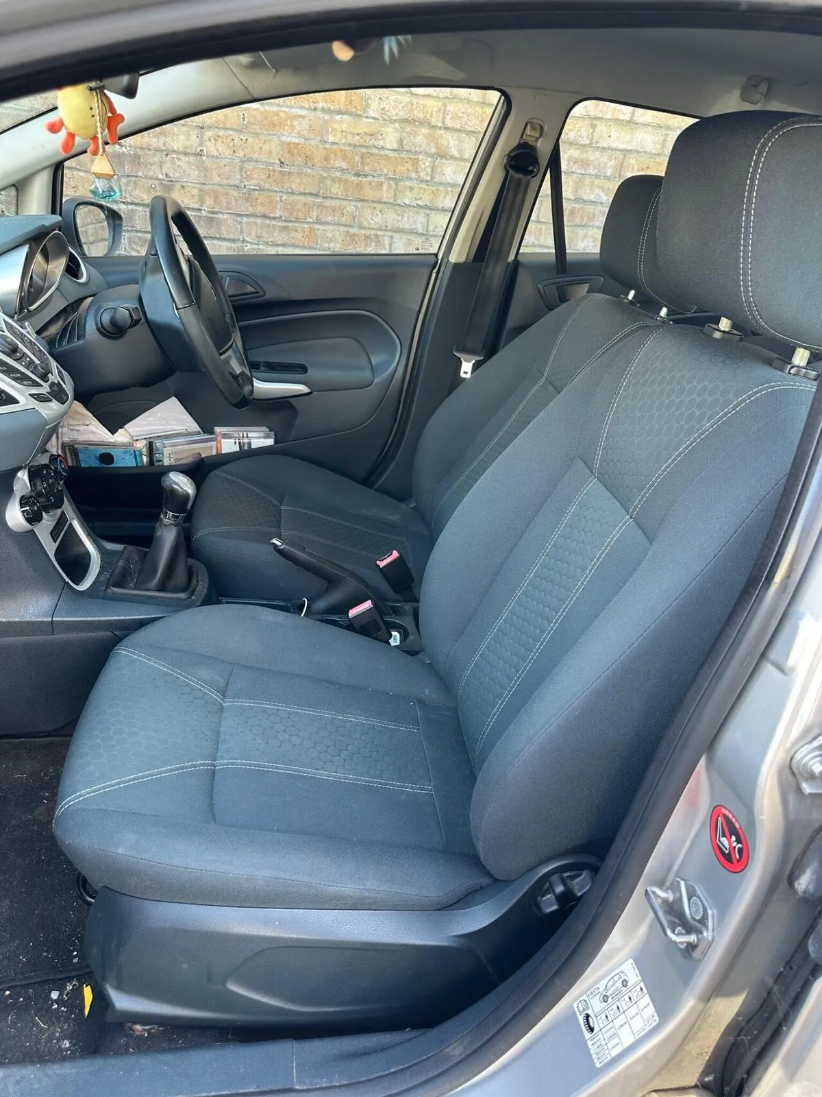Ford Fiesta 2011 photo 5