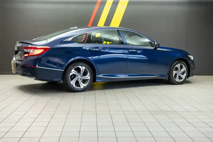 Honda Accord 2018 photo 5