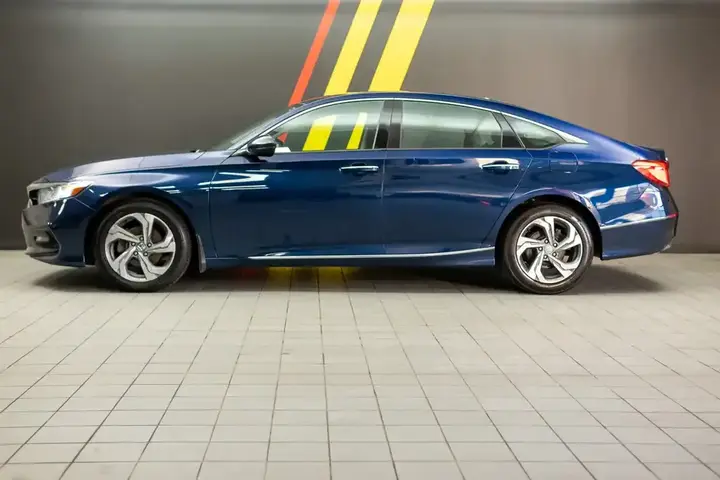 Honda Accord 2018 photo 2
