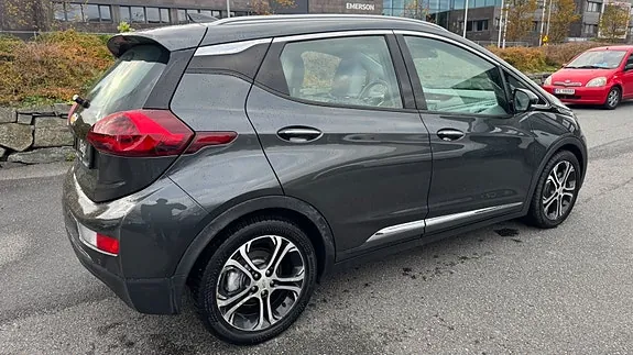 Chevrolet Bolt 2018 photo 3