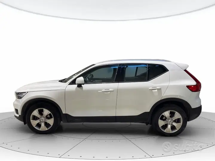 Volvo Xc40 2021 photo 2
