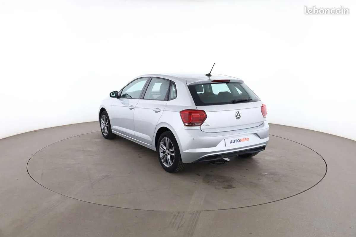 Volkswagen Polo 2018 photo 2