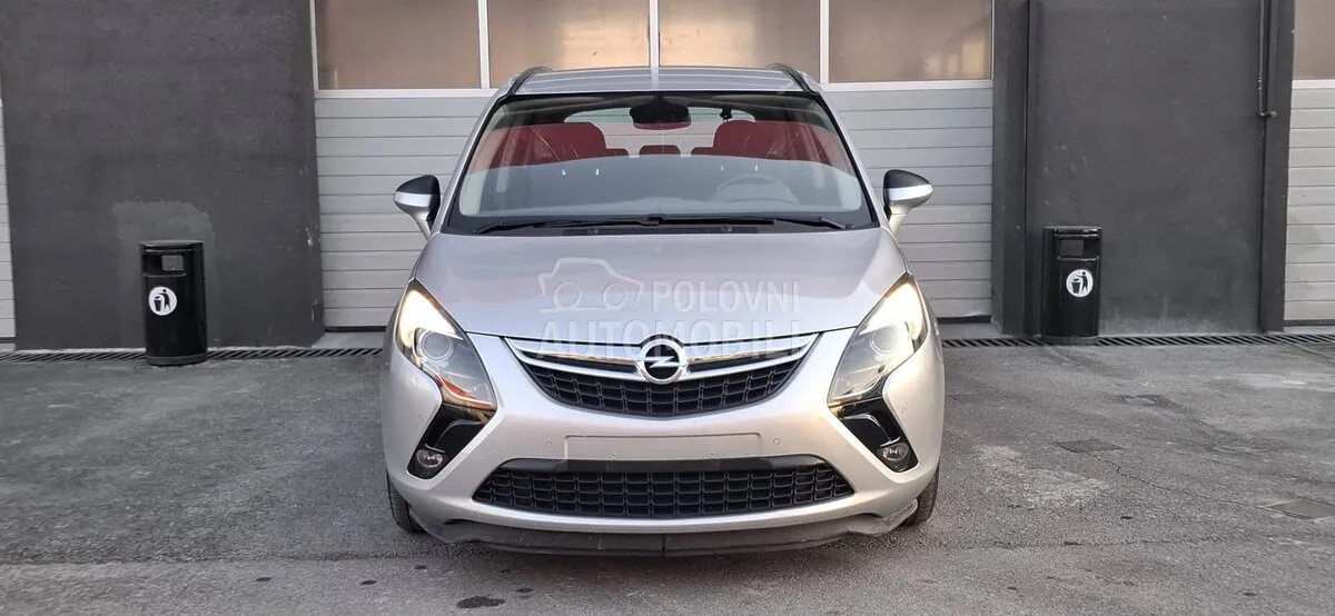 Opel Zafira 2011 photo 2