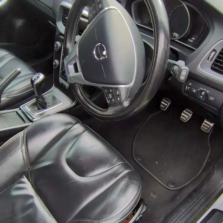 Volvo V40 2019 photo 5