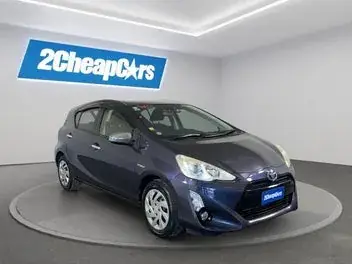 Toyota Aqua 2015 photo 4