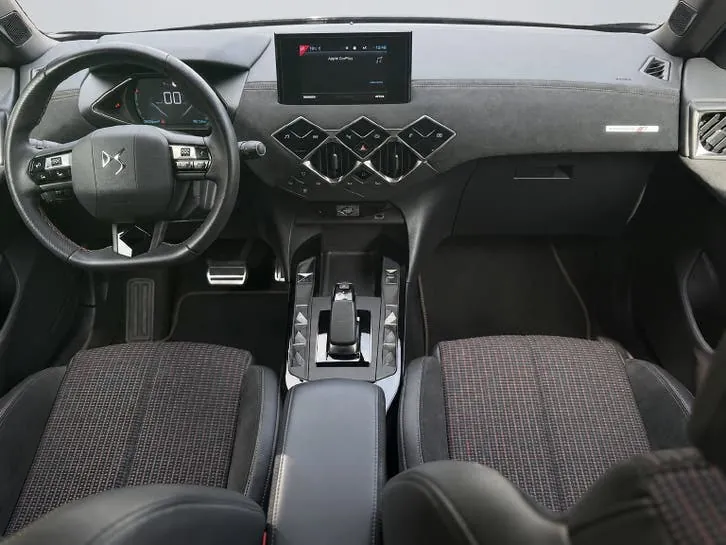 DS Automobiles 3 Crossback 2022 photo 2