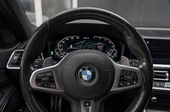 BMW 330E