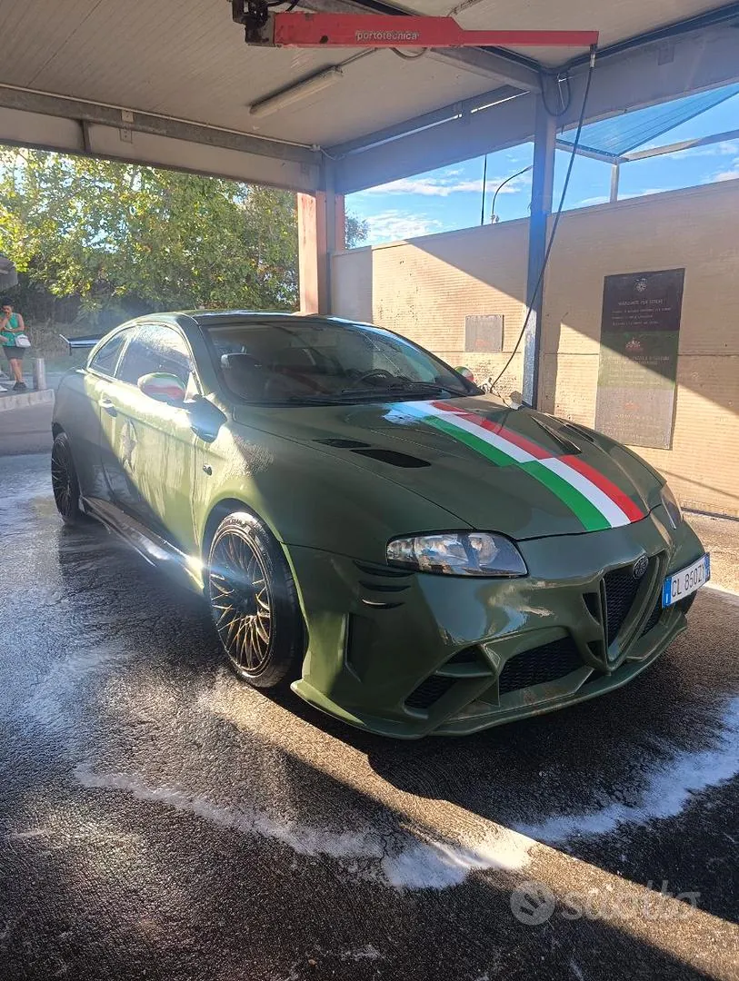 Alfa Romeo Gt 2004 photo 3