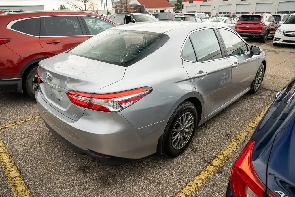 Toyota Camry 2020 photo 3