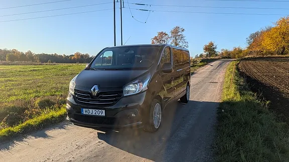 Renault Trafic 2016 photo 2