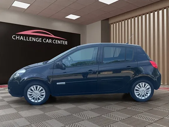 Renault Clio 2012 photo 2