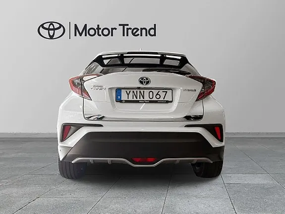 Toyota C-Hr 2017 photo 4