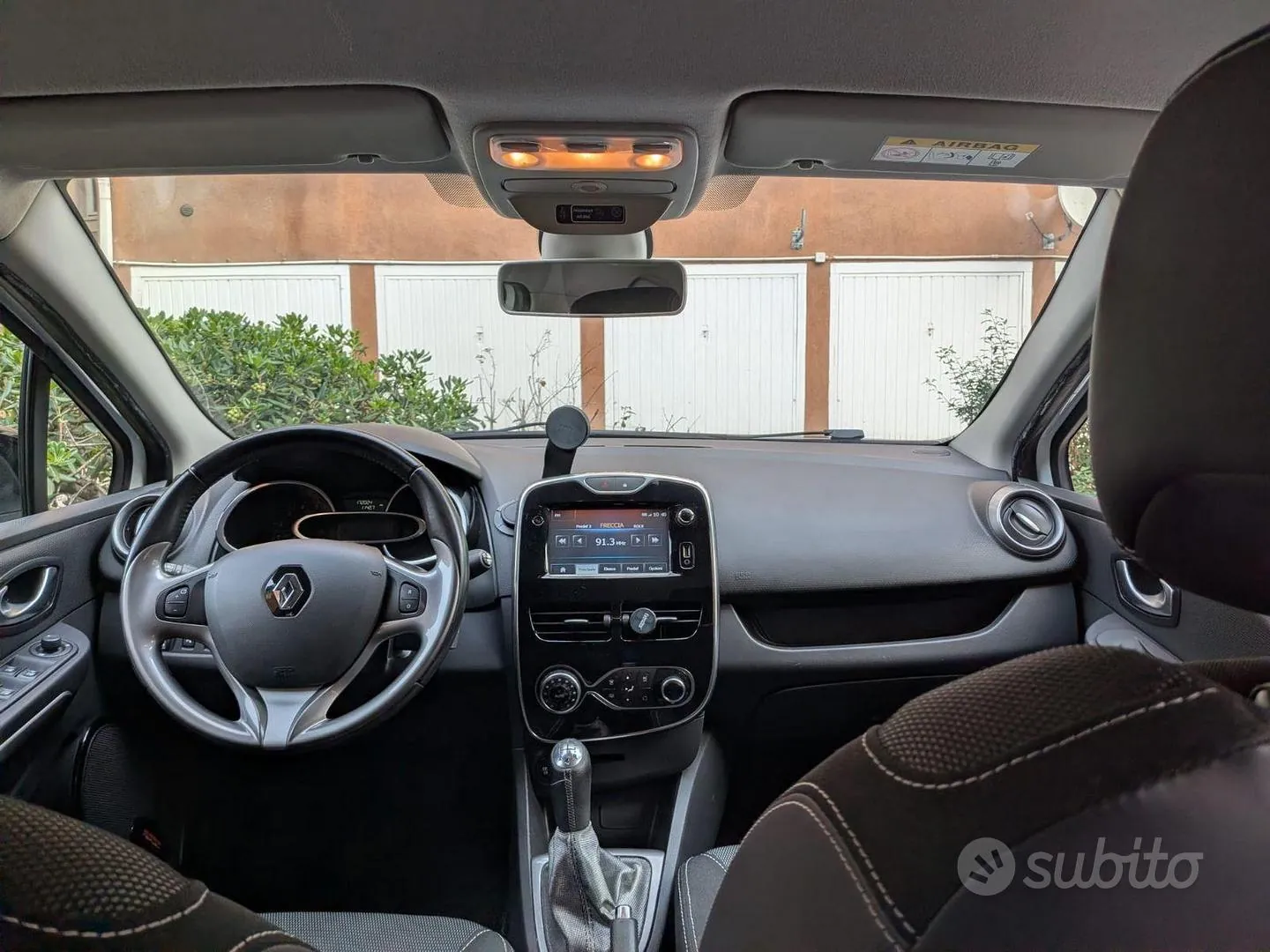 Renault Clio 2015 photo 4