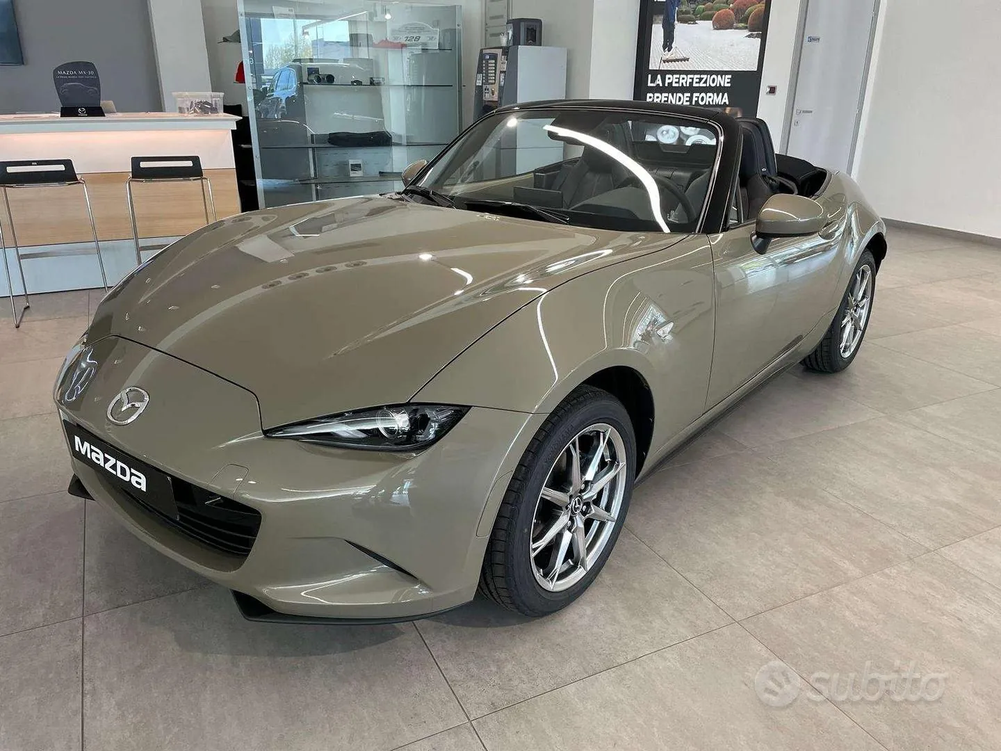 Mazda Mx-5 photo 5