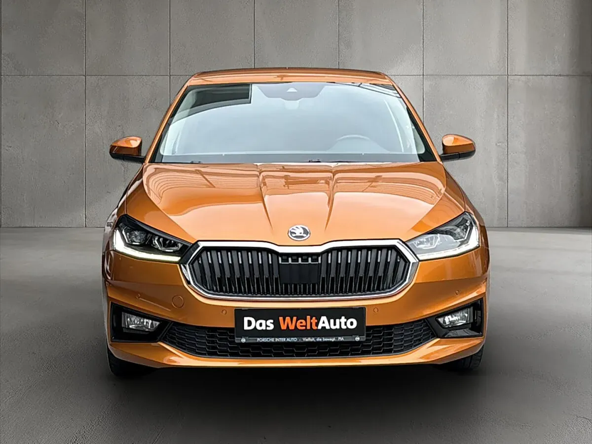 Skoda Fabia 2022 photo 2