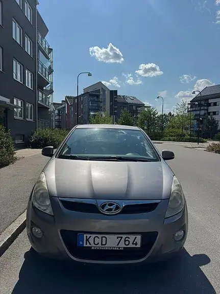 Hyundai I20 2012 photo 2