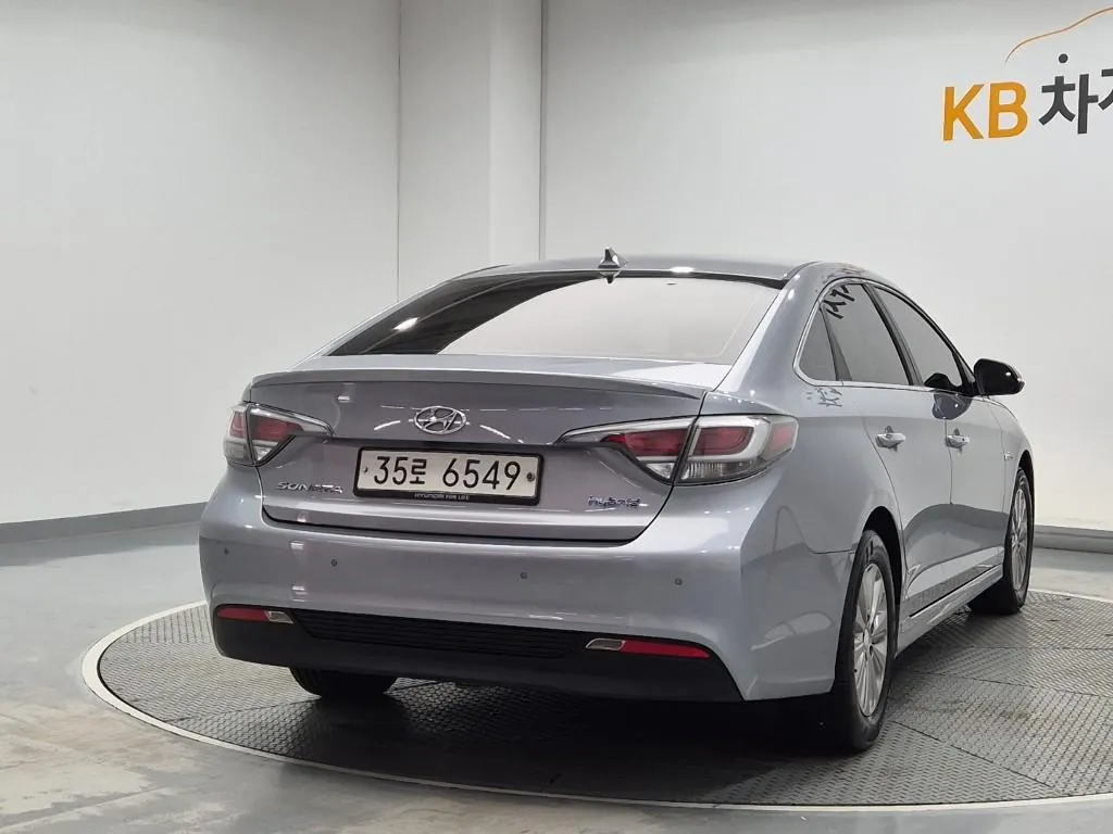 Hyundai Sonata 2017 photo 3