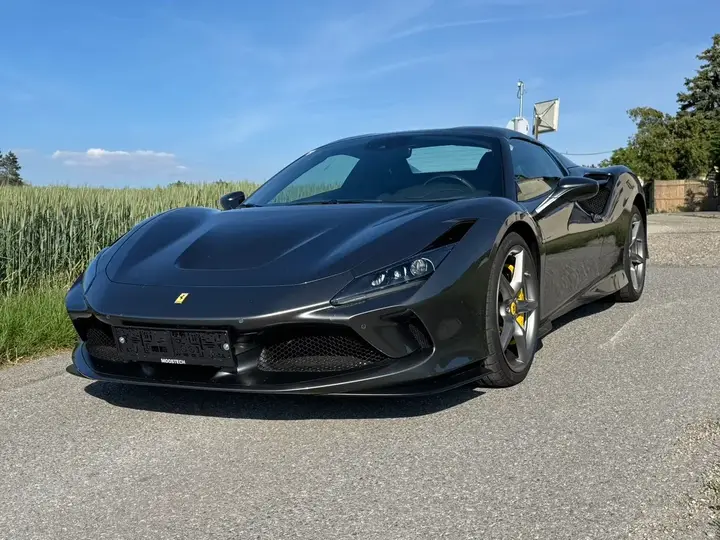 Ferrari F8 Spider 2023 photo 3