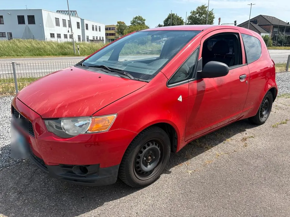 Mitsubishi Colt