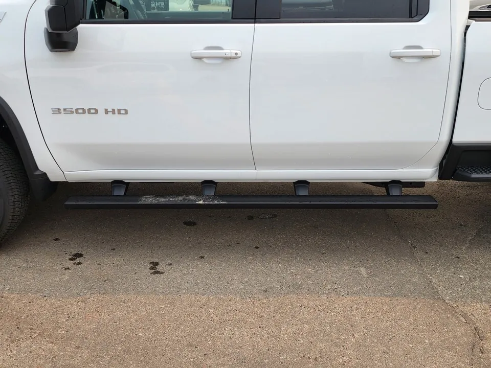 Chevrolet Silverado 3500Hd 2026 photo 4
