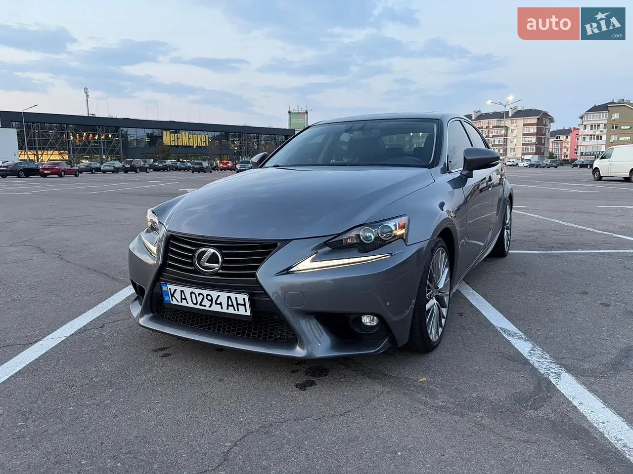 Lexus Is 2014 photo 3