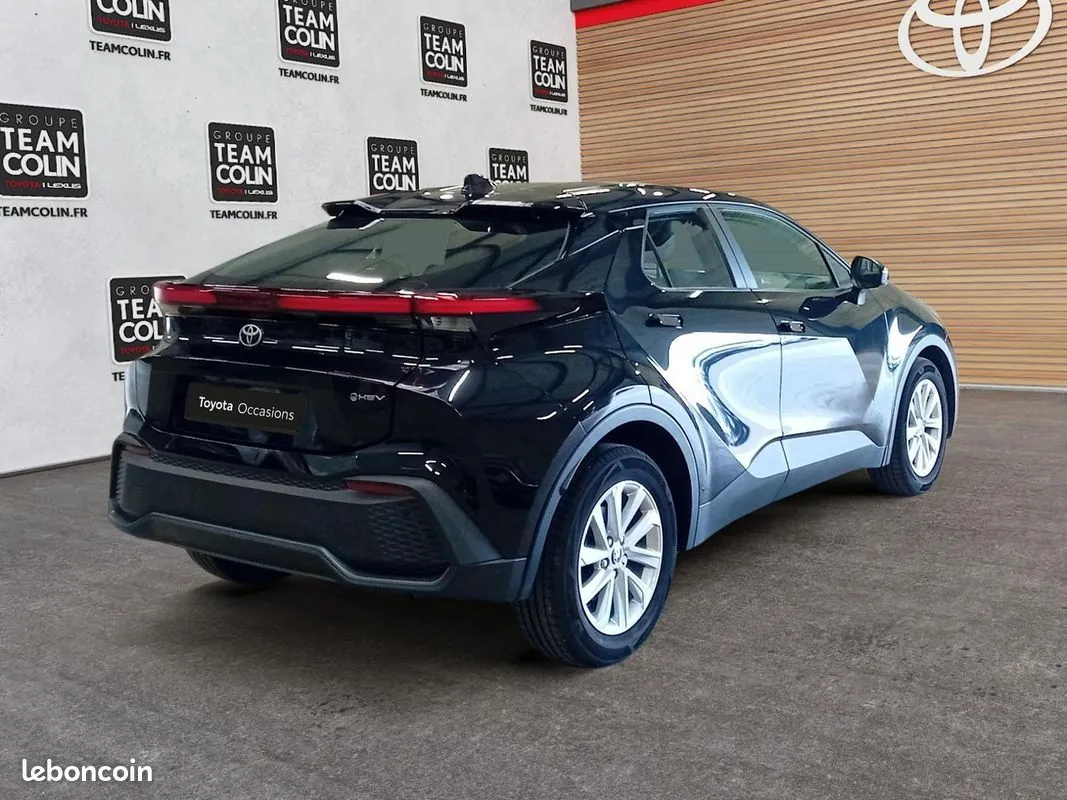 Toyota C-Hr 2025 photo 5