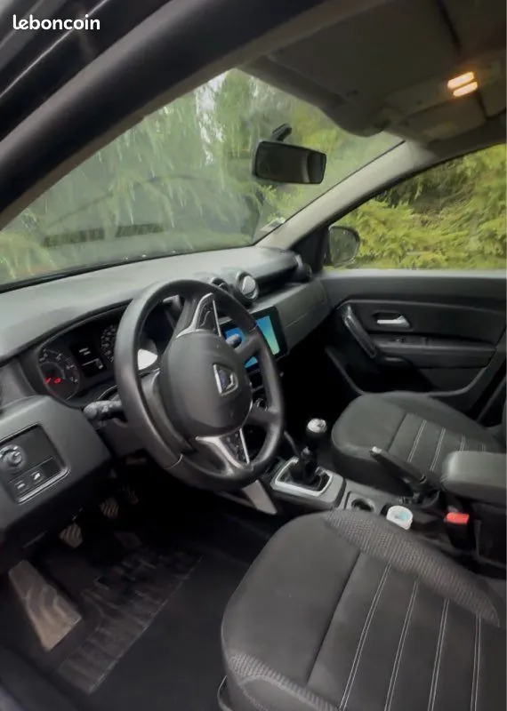 Dacia Duster 2022 photo 2